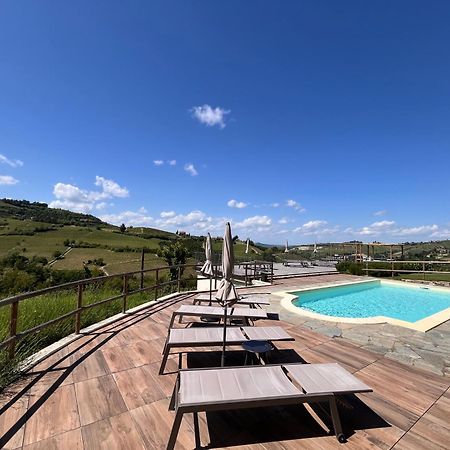 Hotel Le Cornici - Cascina Di Charme Diano dʼAlba Exterior foto