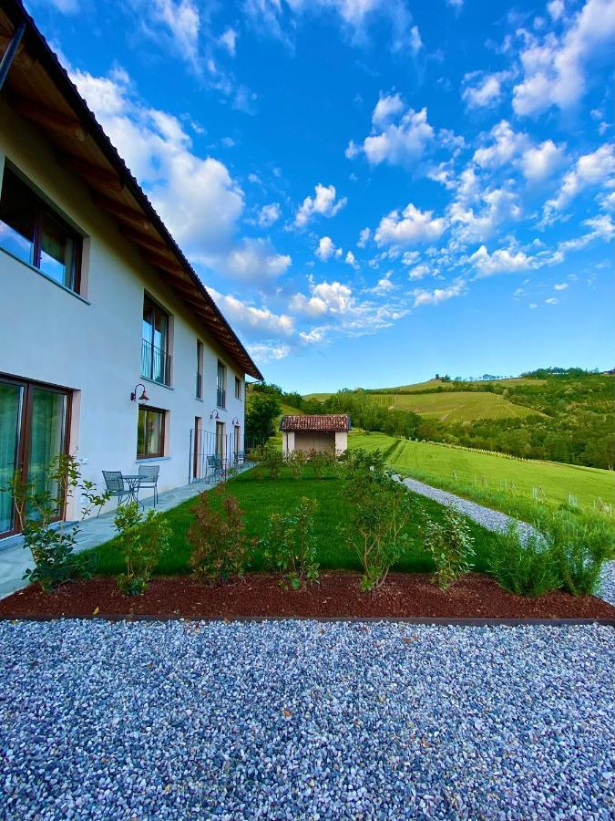 Hotel Le Cornici - Cascina Di Charme Diano dʼAlba Exterior foto