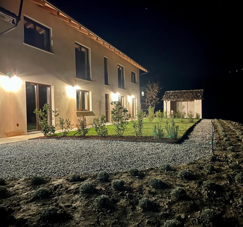 Hotel Le Cornici - Cascina Di Charme Diano dʼAlba Exterior foto